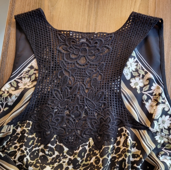 Summer Blouse - Picture 2 of 2